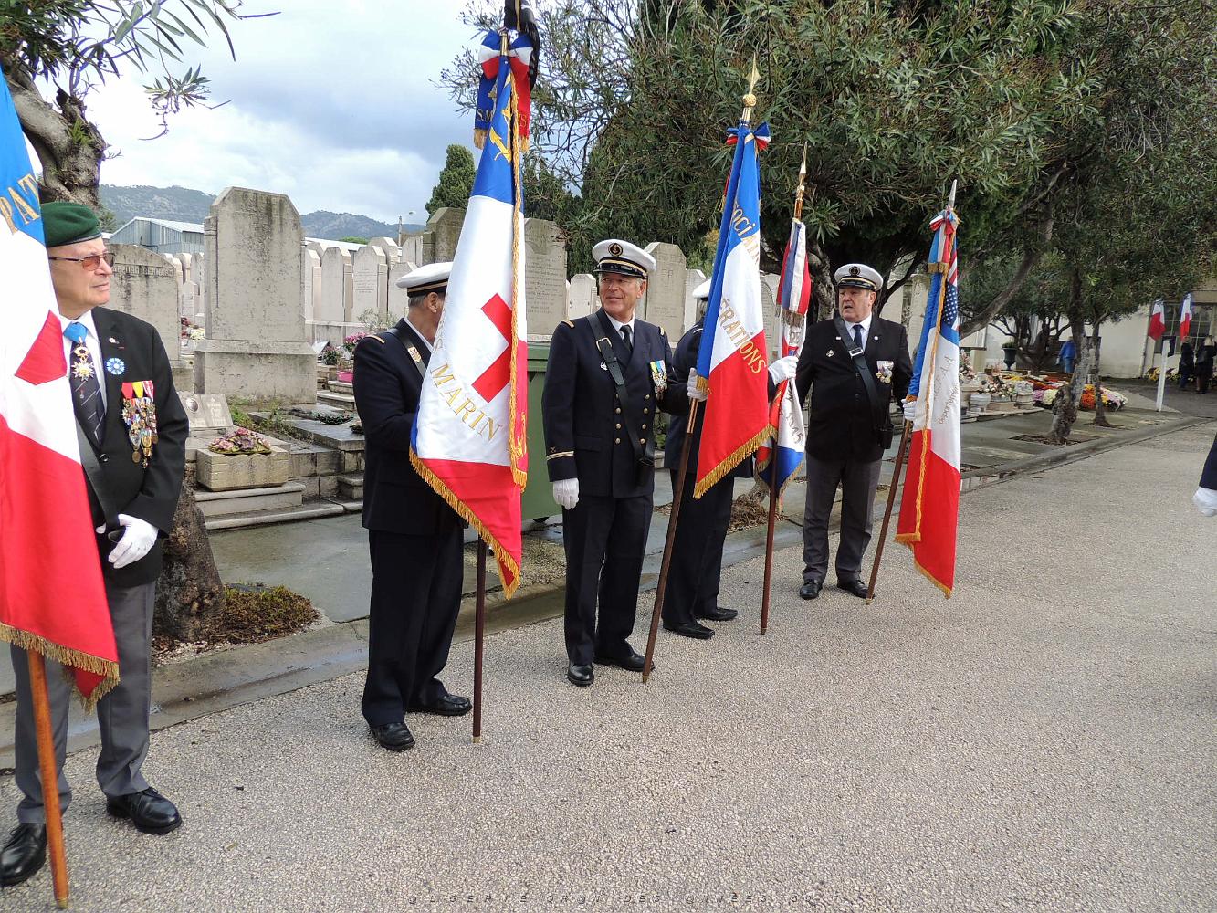 2018 11 01 TOULON HOMMAGE AUX VICTIMES CIVILES ET MILITAIRES DES 2 GUERRES (15).JPG -           